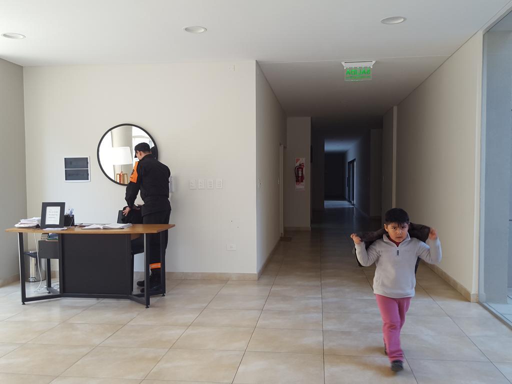 Apartamento Leguizamon Apartman Salta Kültér fotó